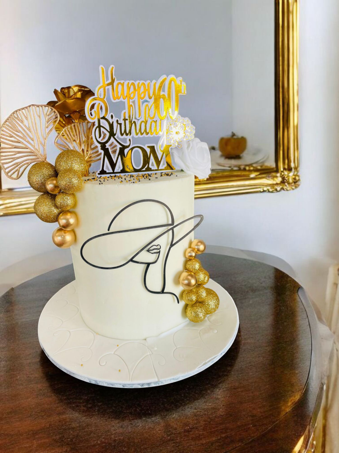 Ladies Line Art Cake 003