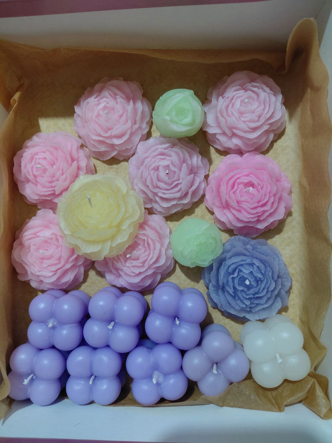 🕯Qirinj Artizanalë me Formë Lulesh & Bubbles – Handmade me Dashuri ✨ Ideale për dhuratë, dekor apo aromaterapi