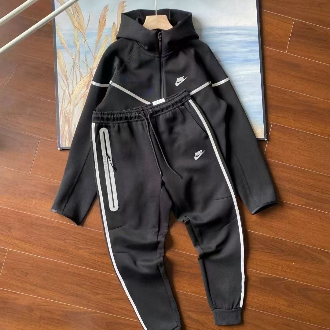 Nike tech fleece reflective Szn