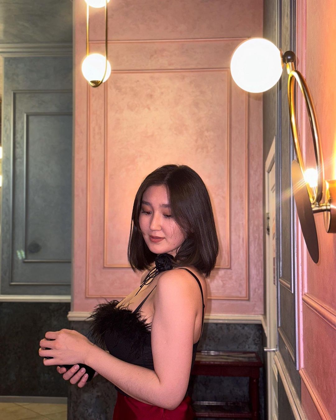 Kazakhstan Surrogacy & Egg Donor | Almaty | 20 Yrs Old, Blood Type A, 170cm, 60kg | ID #10048 |