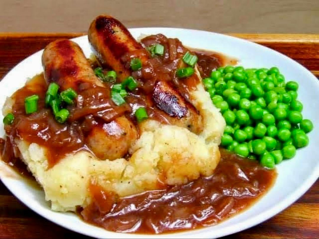 Pork Bangers with Mash & Gravy with Sweet Peas