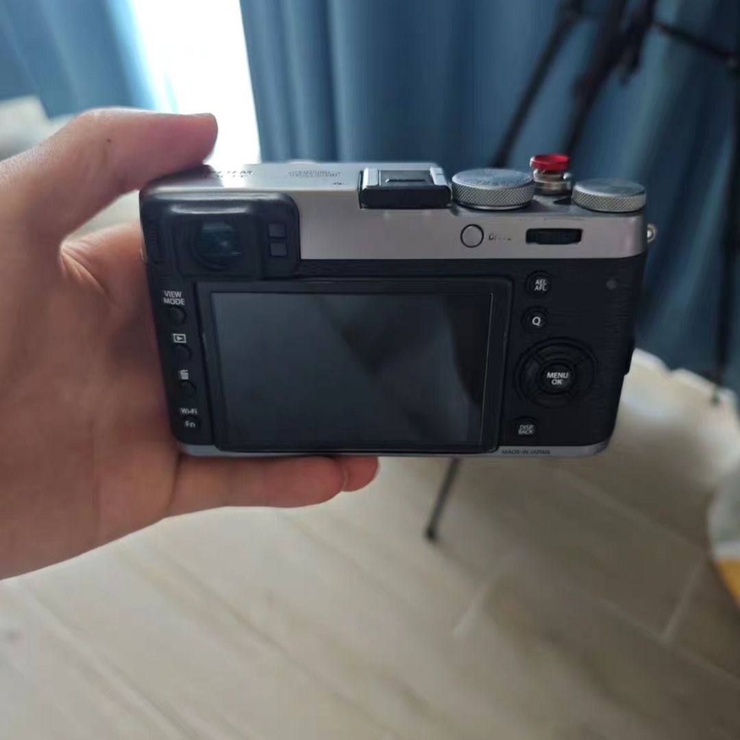 Fuji X100T silver