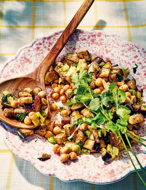 Aubergine & Chickpea Zest Salad 