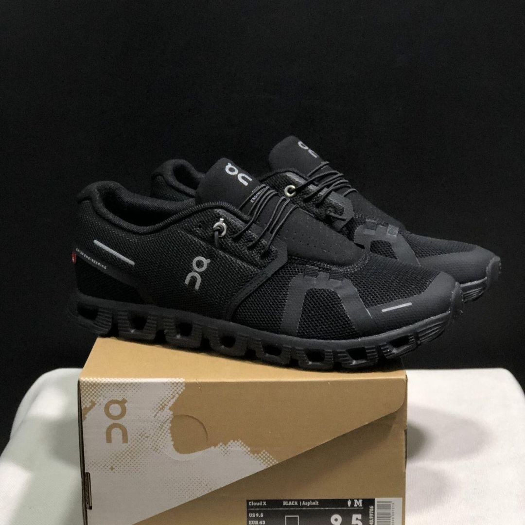 On Cloud -  Black