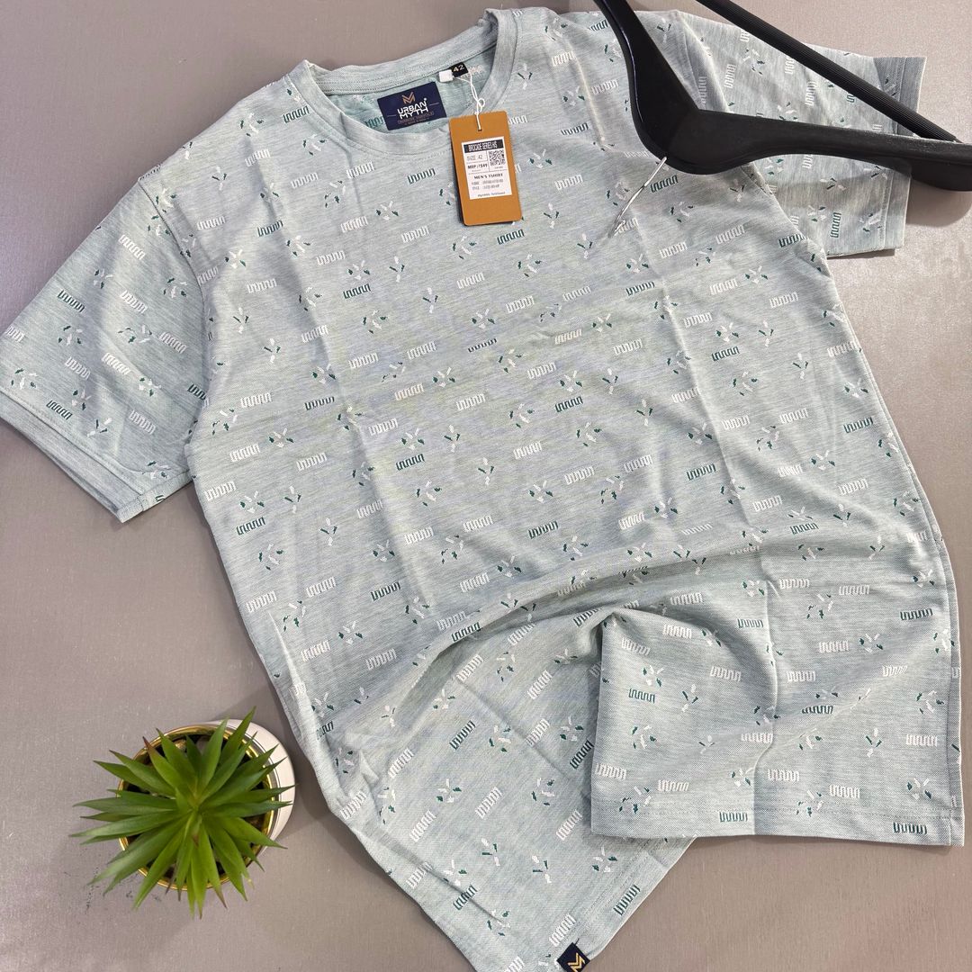 URBAN MYTH T-SHIRT -  MINT GREEN
