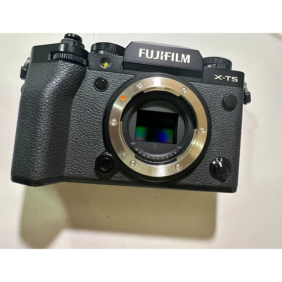Fuji XT5 black
