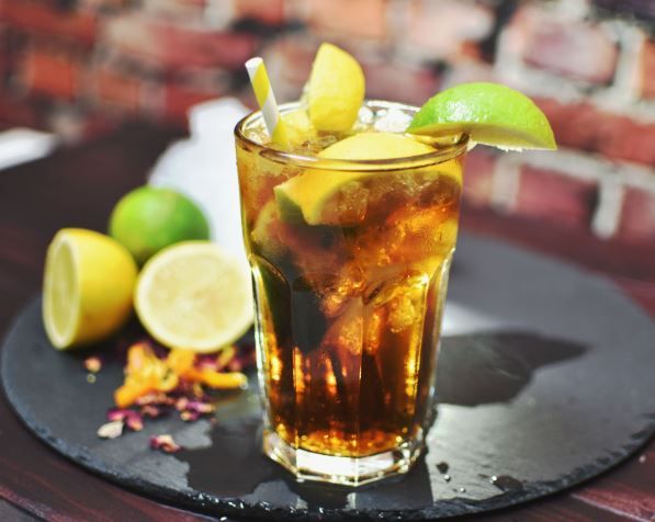 Strong DID (Gin, rhum, vodka, gingembre, tonic)