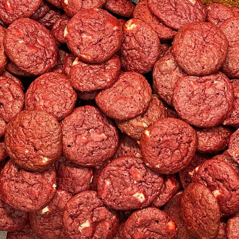 Red Velvet Chocolate Chips with Almond Cookies