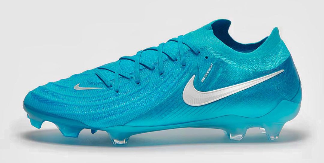Nike Phantom 