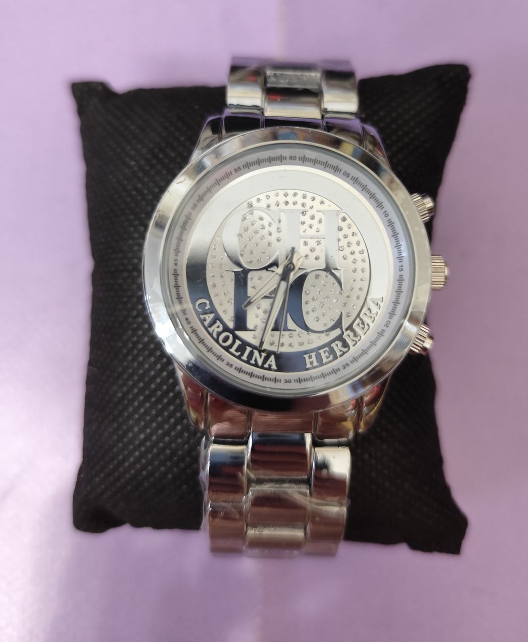 Reloj CH, color plata