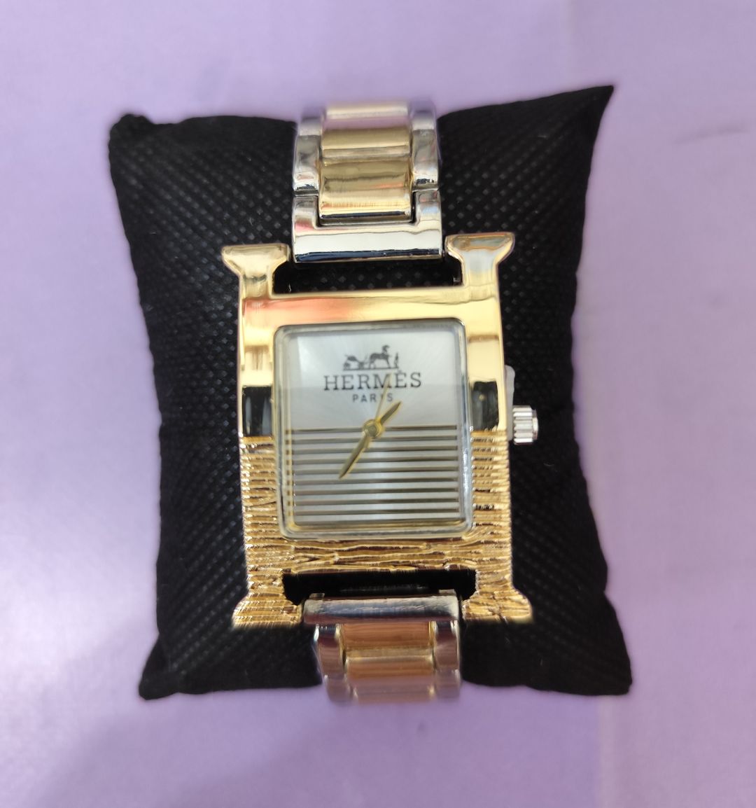 Reloj HER, color plata/dorado