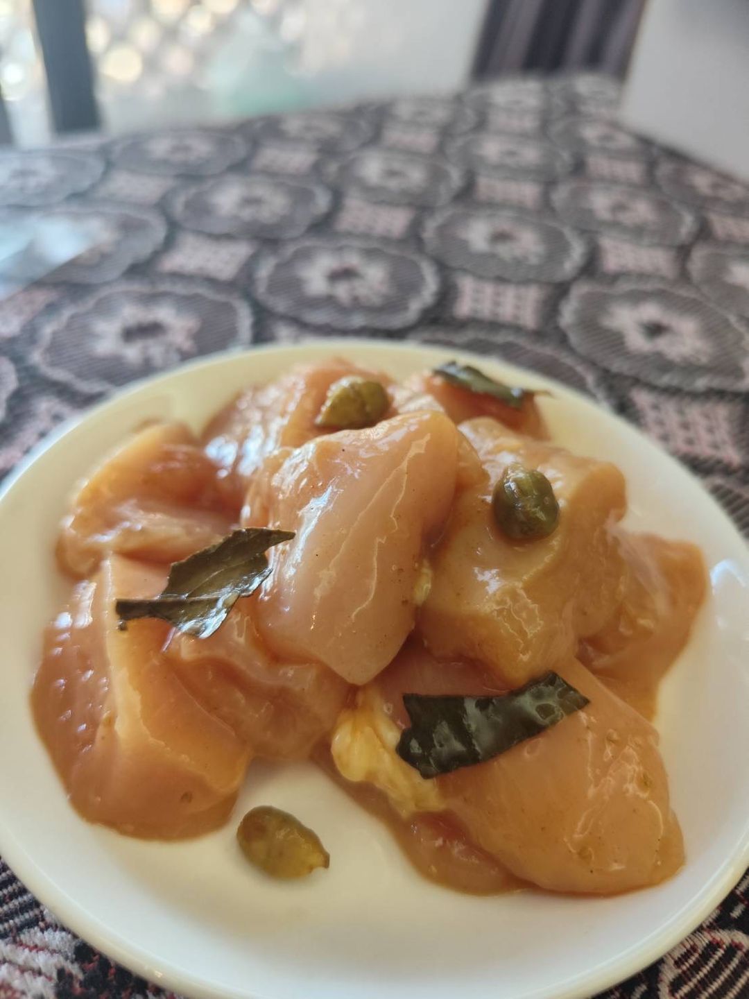 1kg Ready to fry Marinated chicken breast (with powder) 醃製雞胸肉(生)