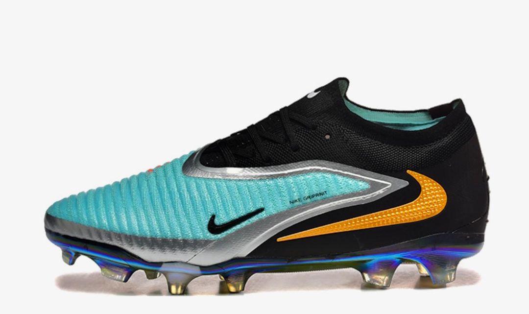 Nike Phantom 
