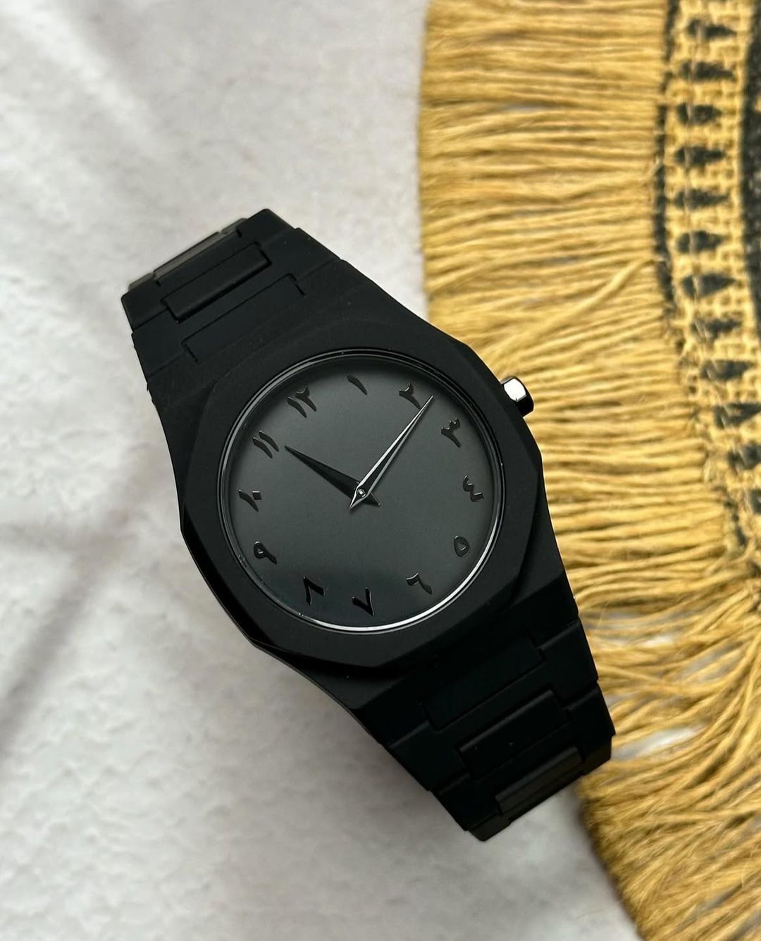 AURA Watch