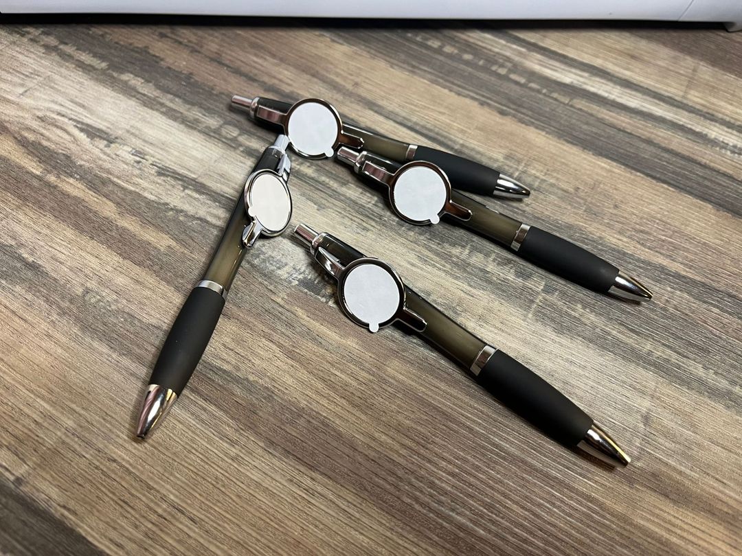 Black ballpoint printable pens.