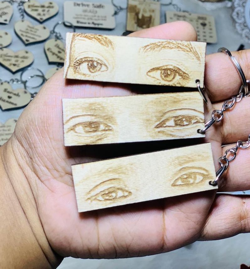 Eye Engraved key tag