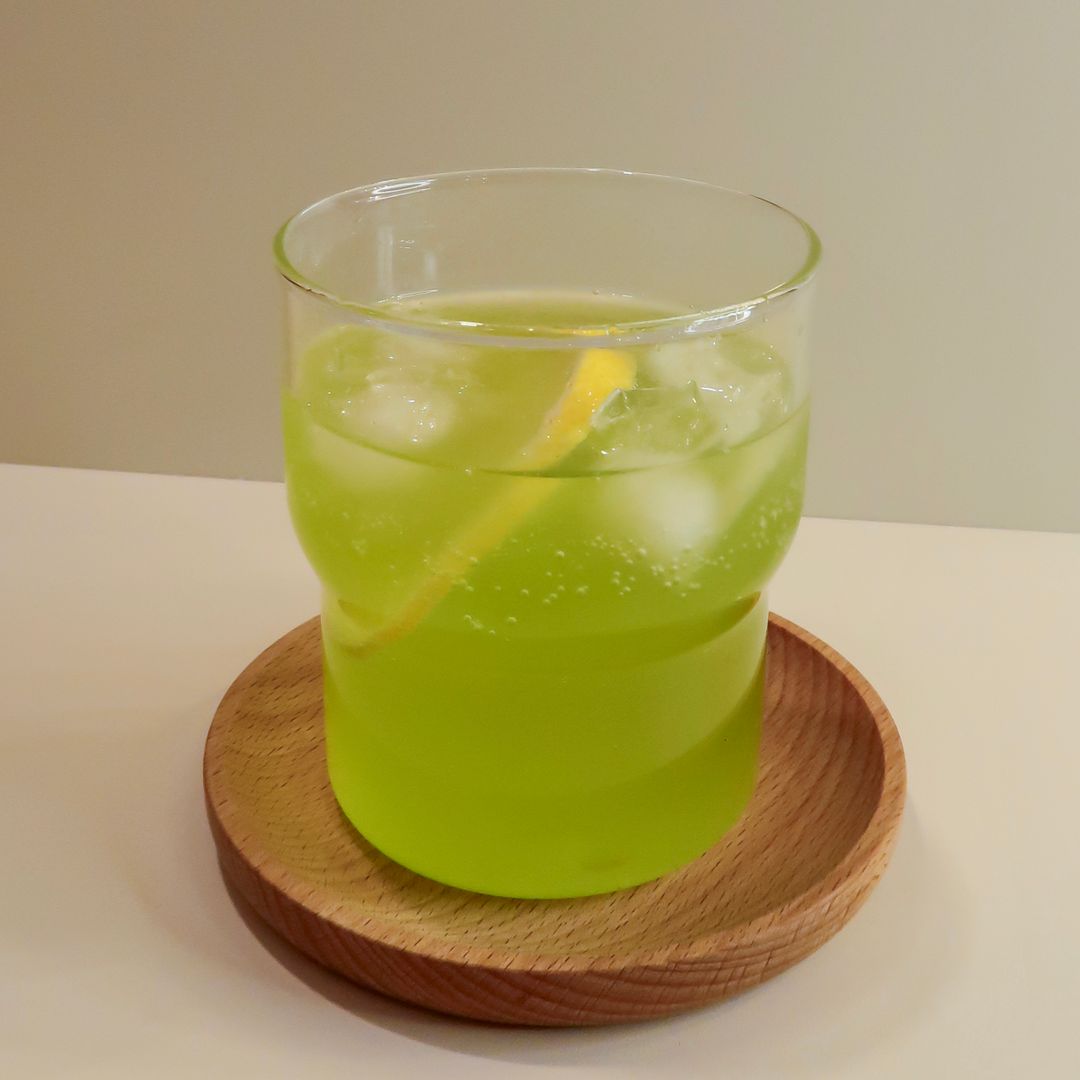Iced Cucumber Lemonade Fizz - 12oz
