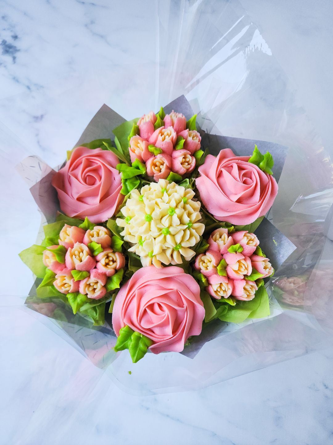 Classic Bouquet - 7 Cupcakes