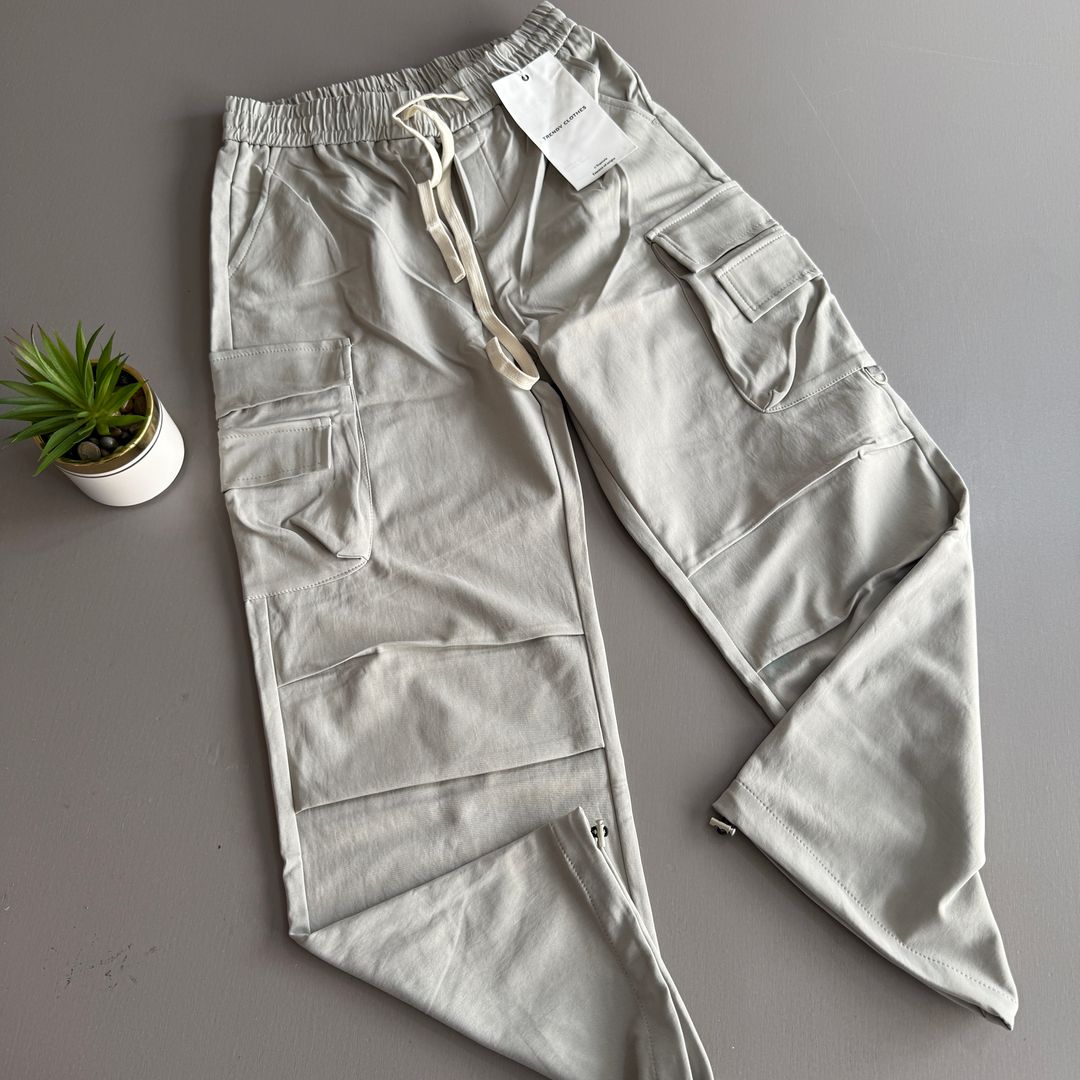 CARGO- trendy