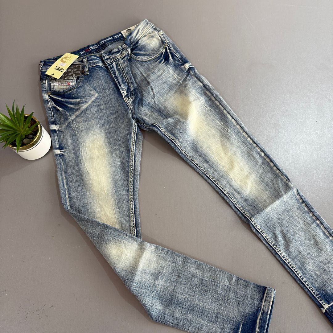 MEN JEANS   