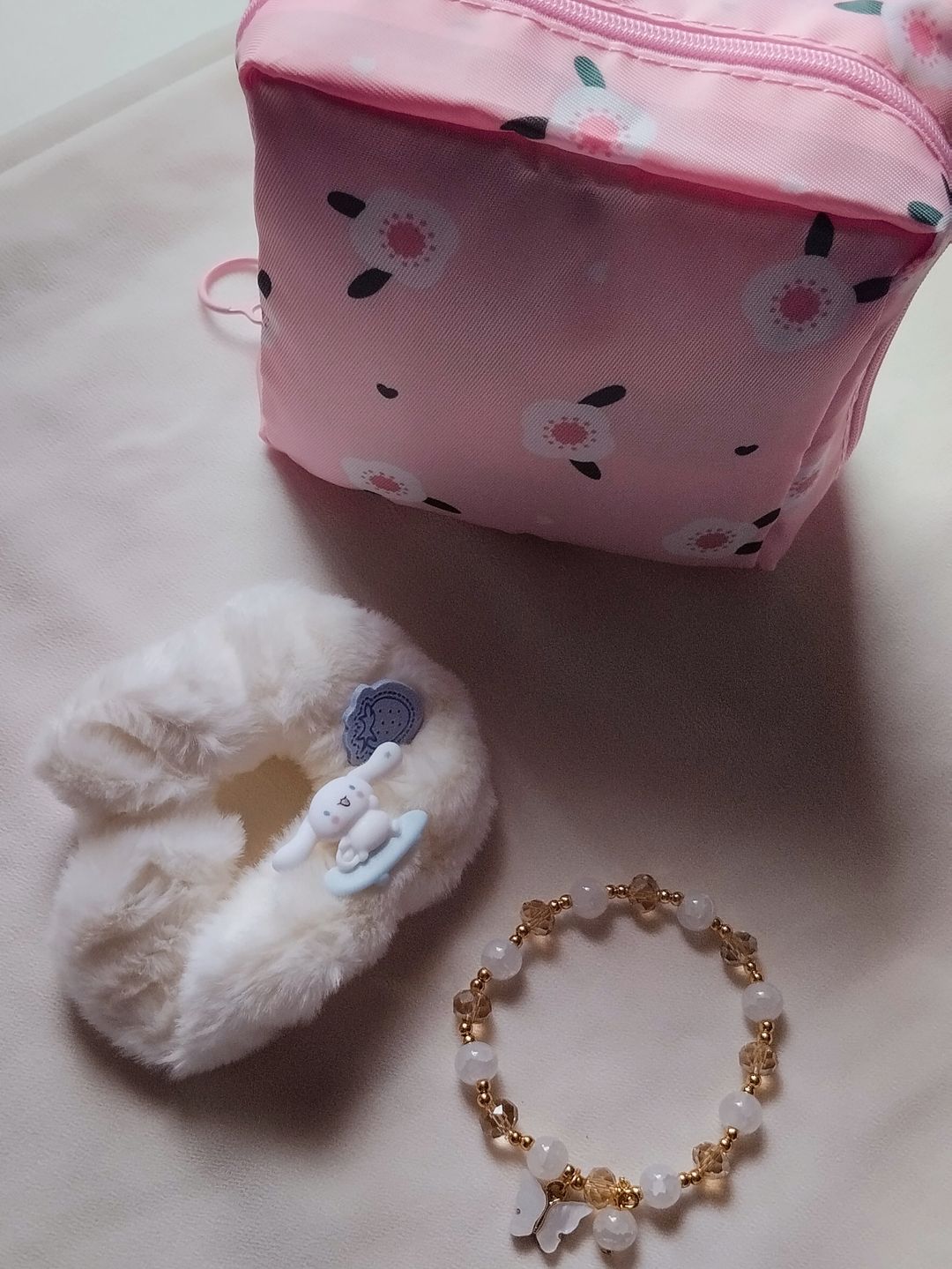 Charm Bracelet (Set with scrunchie & Toiletry Travel Bag)