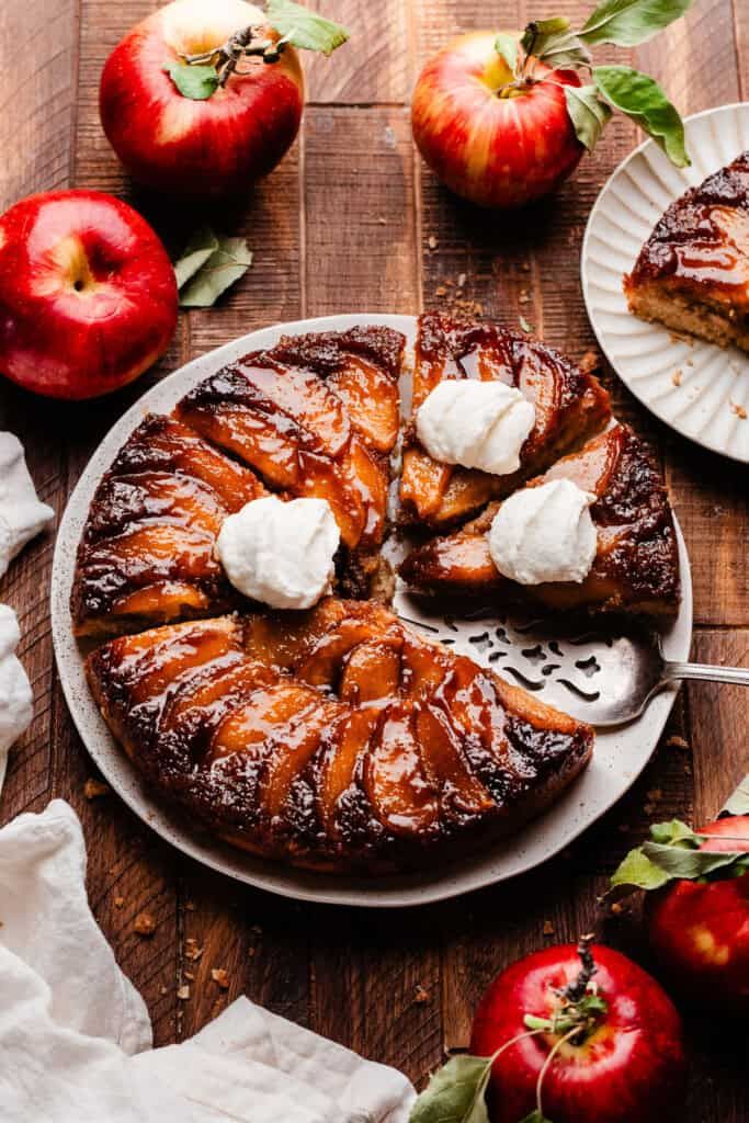 apple upside down cake