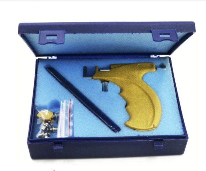 Piercing gun
