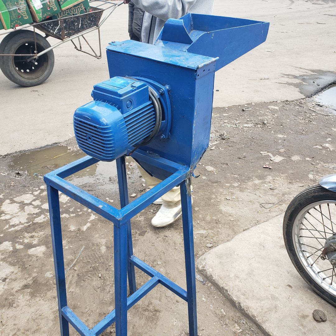 Groundnuts pounding machine 