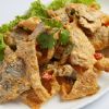 Crispy Fish Skin with Salted Egg 酥脆咸黄鱼皮