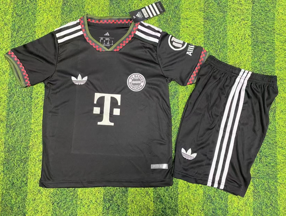 Conjunto Bayern de Múnich 3º EQUIPACIÓN 25/26