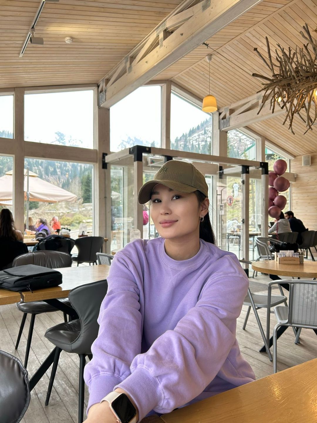 #120040 ivfhub.com signed egg donor Blood type B 27 Years Old 175cm 65kg Surrogacy in  Kazakhstan  Almaty