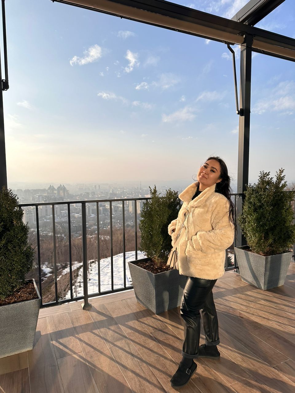 Kyrgyzstan Surrogacy & Egg Donor | 29 Yrs Old, Blood Type B, 157cm, 58kg | ID #120057 |