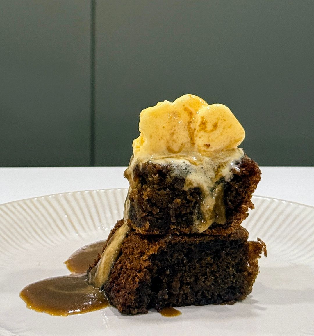 Sticky toffee pudding 