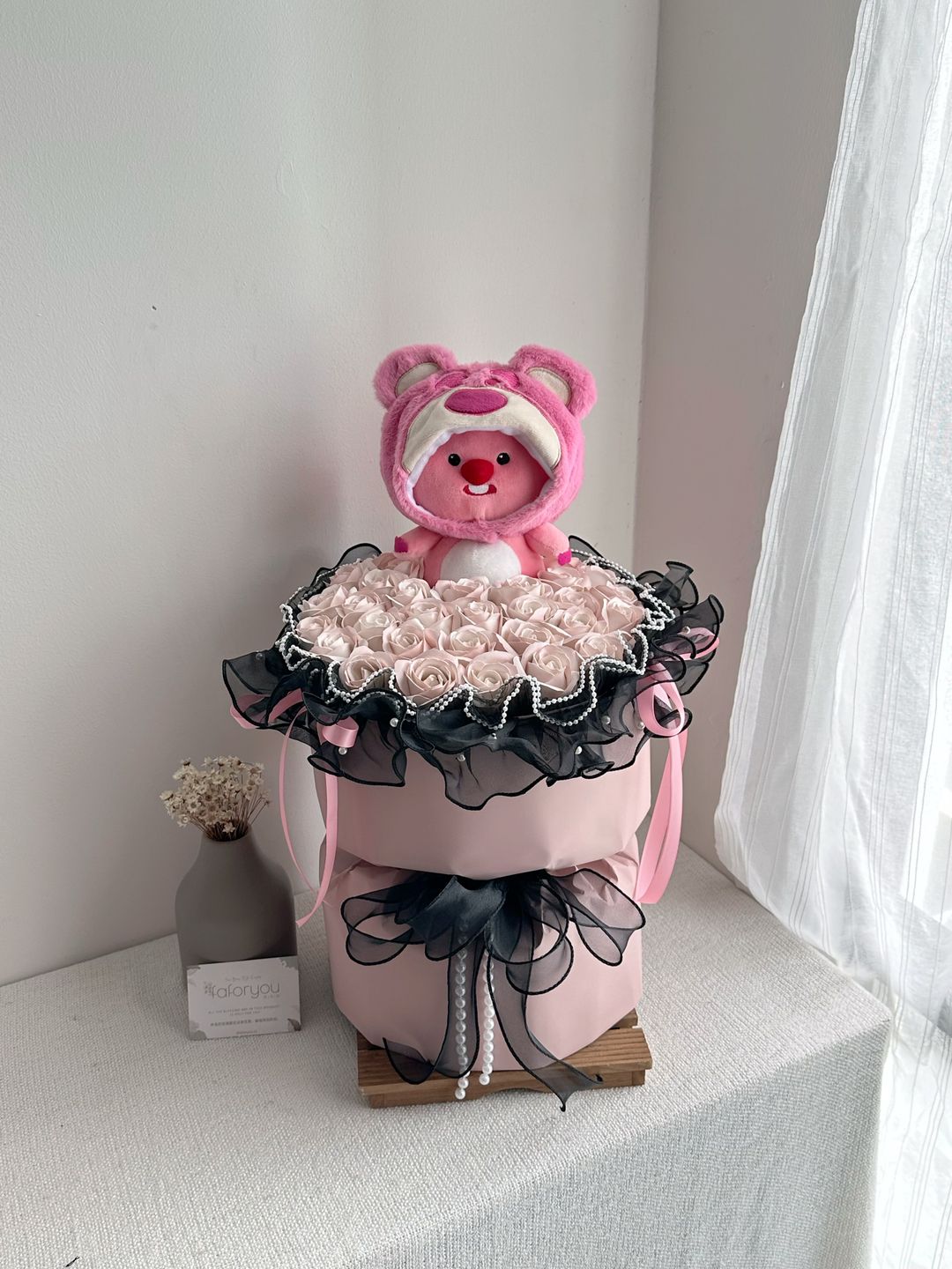 Big Loopy Soap Flower Round Bouquet