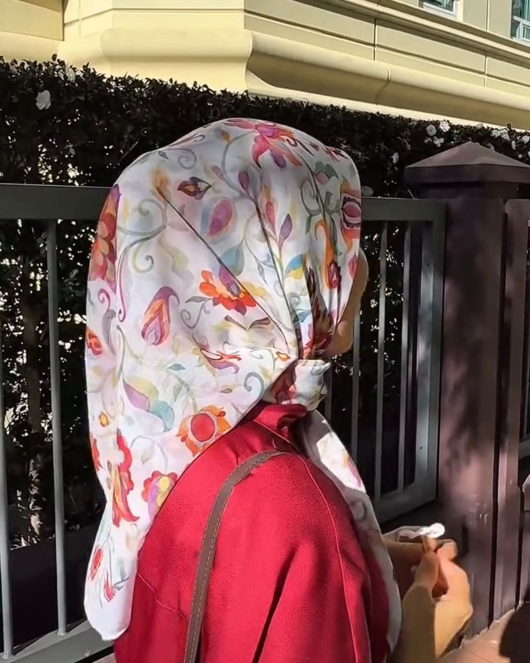 Melora Paisley in Liora