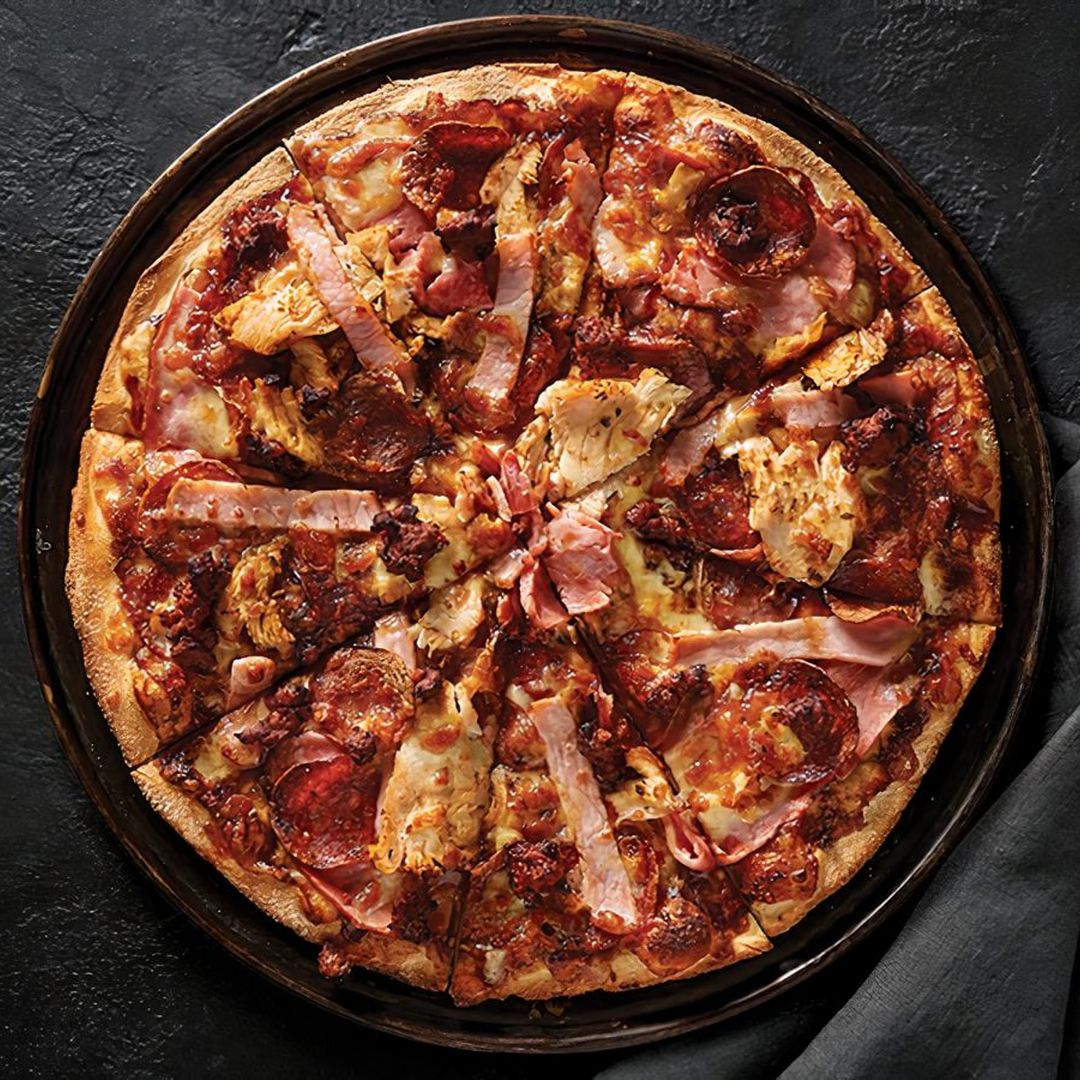 Deluxe Meaty Pizza