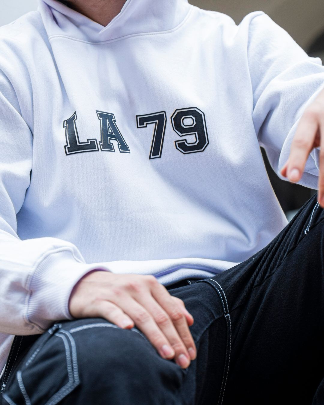 Hoodie La 79 No Hay Otra Igual - Blanca