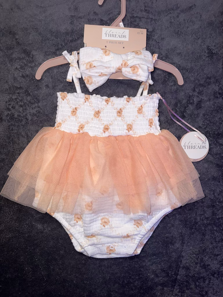 2 pcs onesie set (12 Months)
