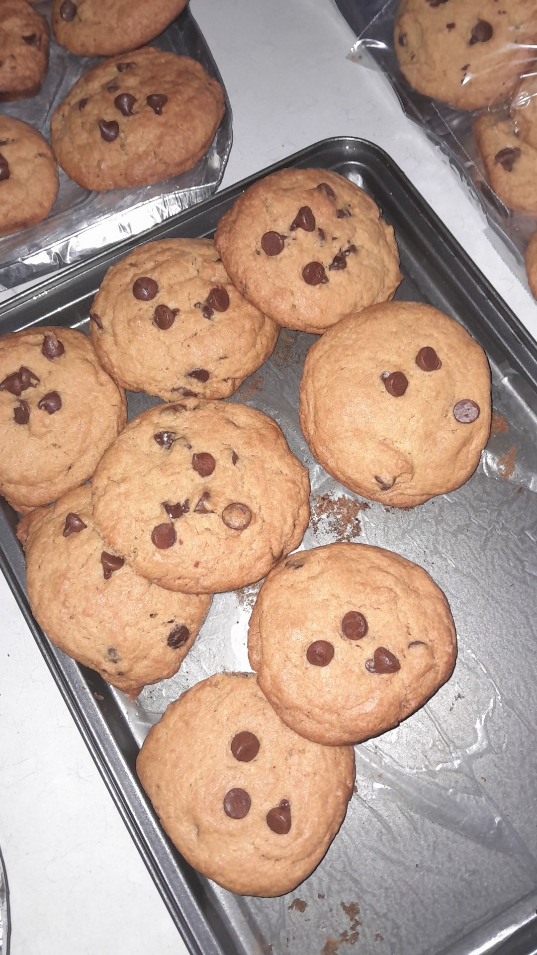 Chocolate chip cookies 