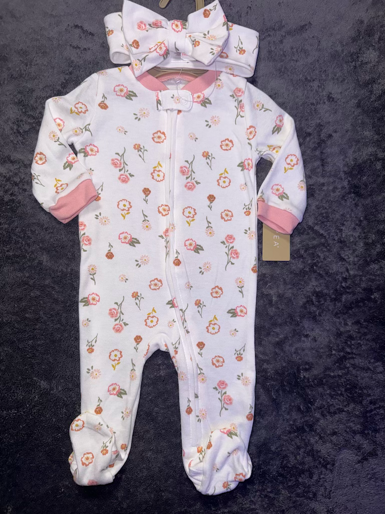 Sleep wear 