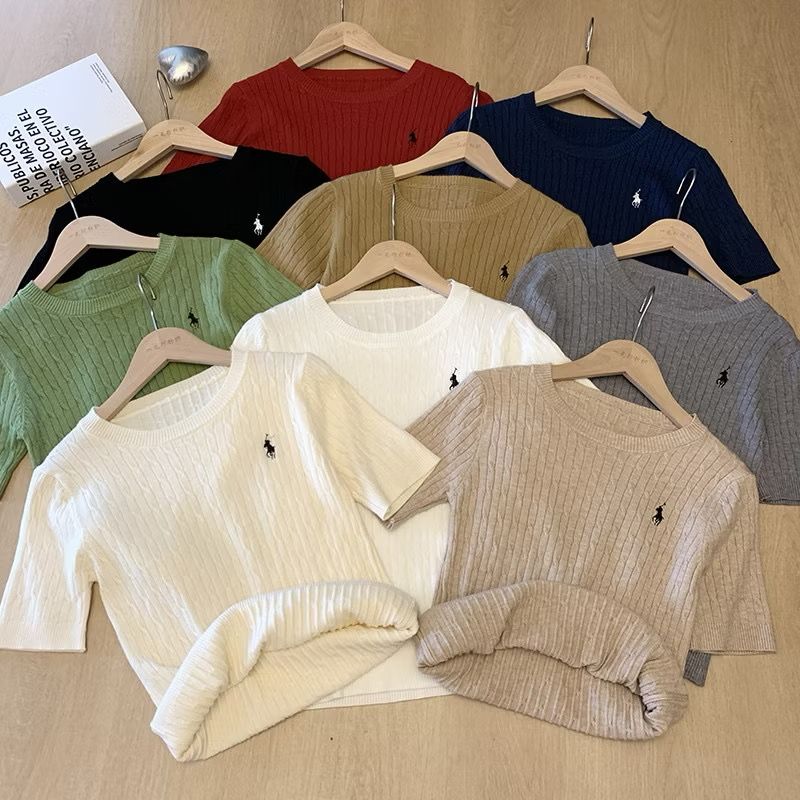 Shortsleeve polo knitwear