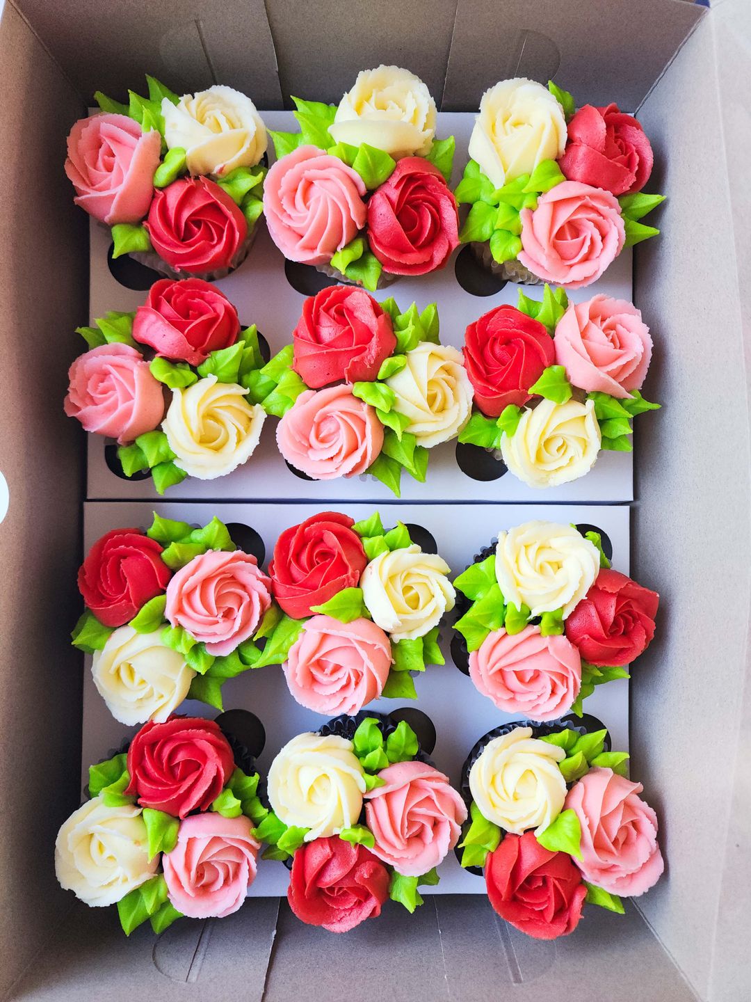 Floral Cupcake Box - Box of 12