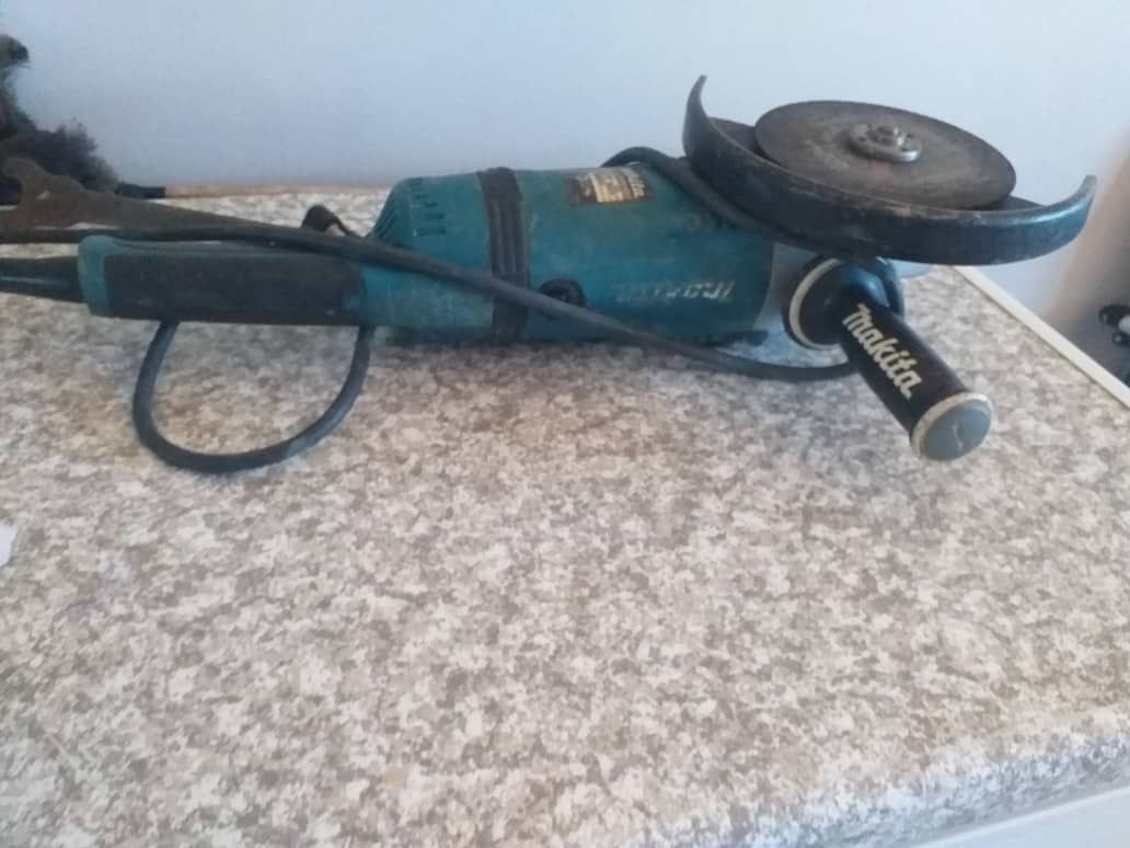 Angle grinder  refurbished