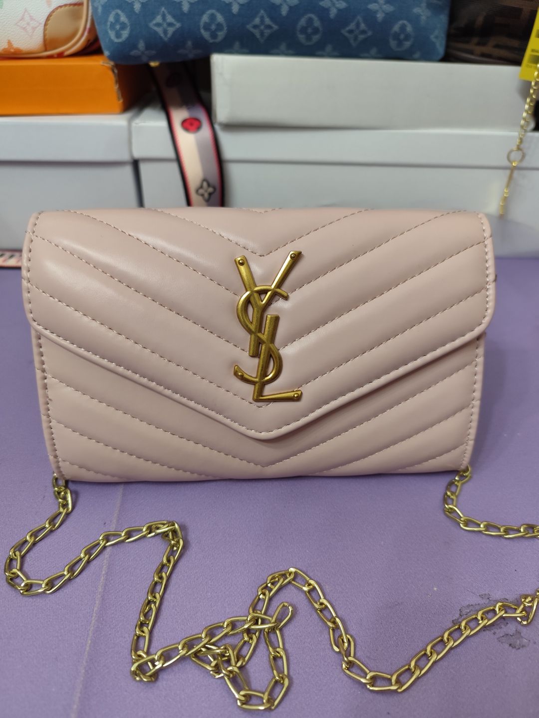 Bolsos YSL, color rosa