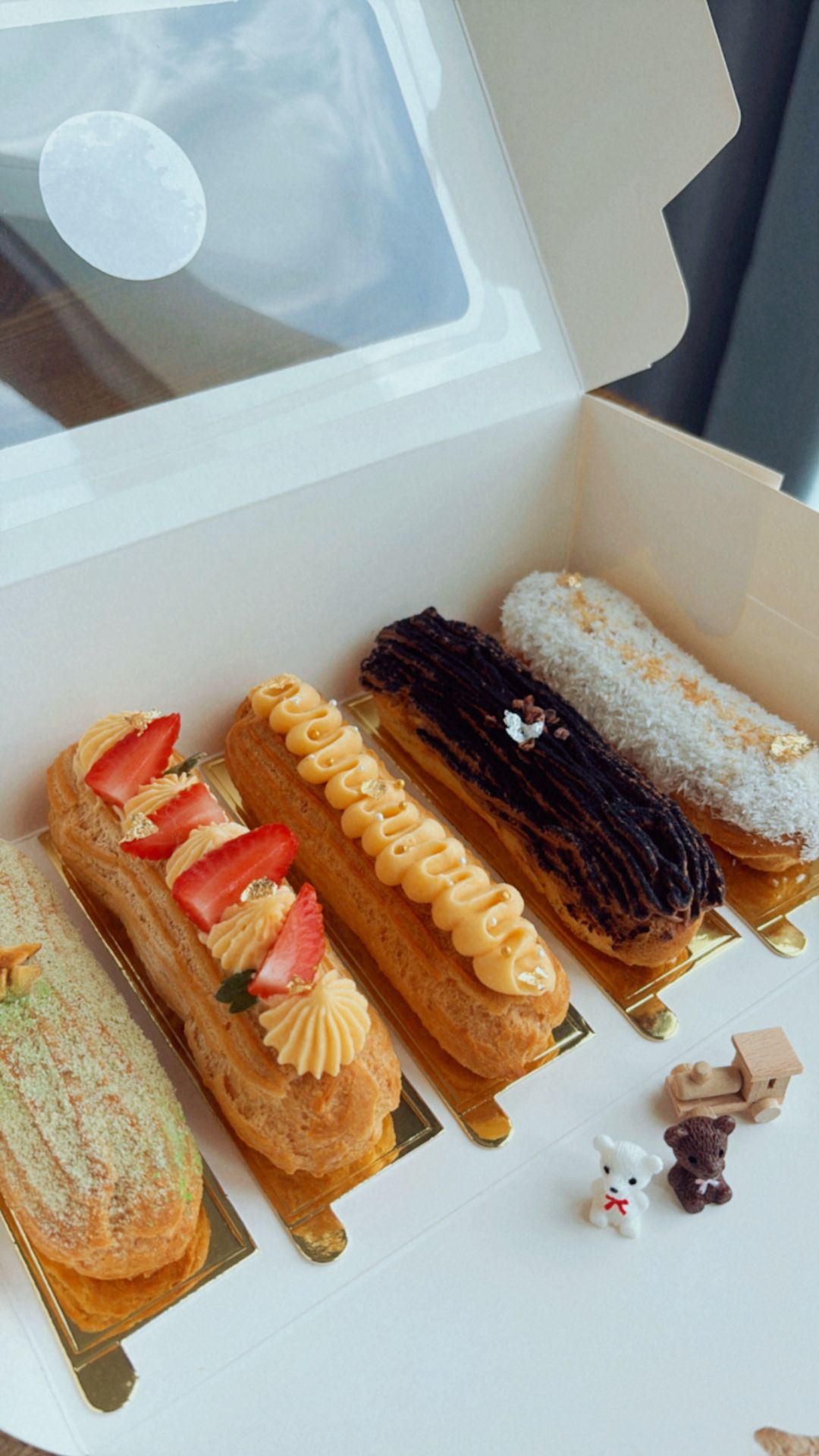 Eclair (box of 5)