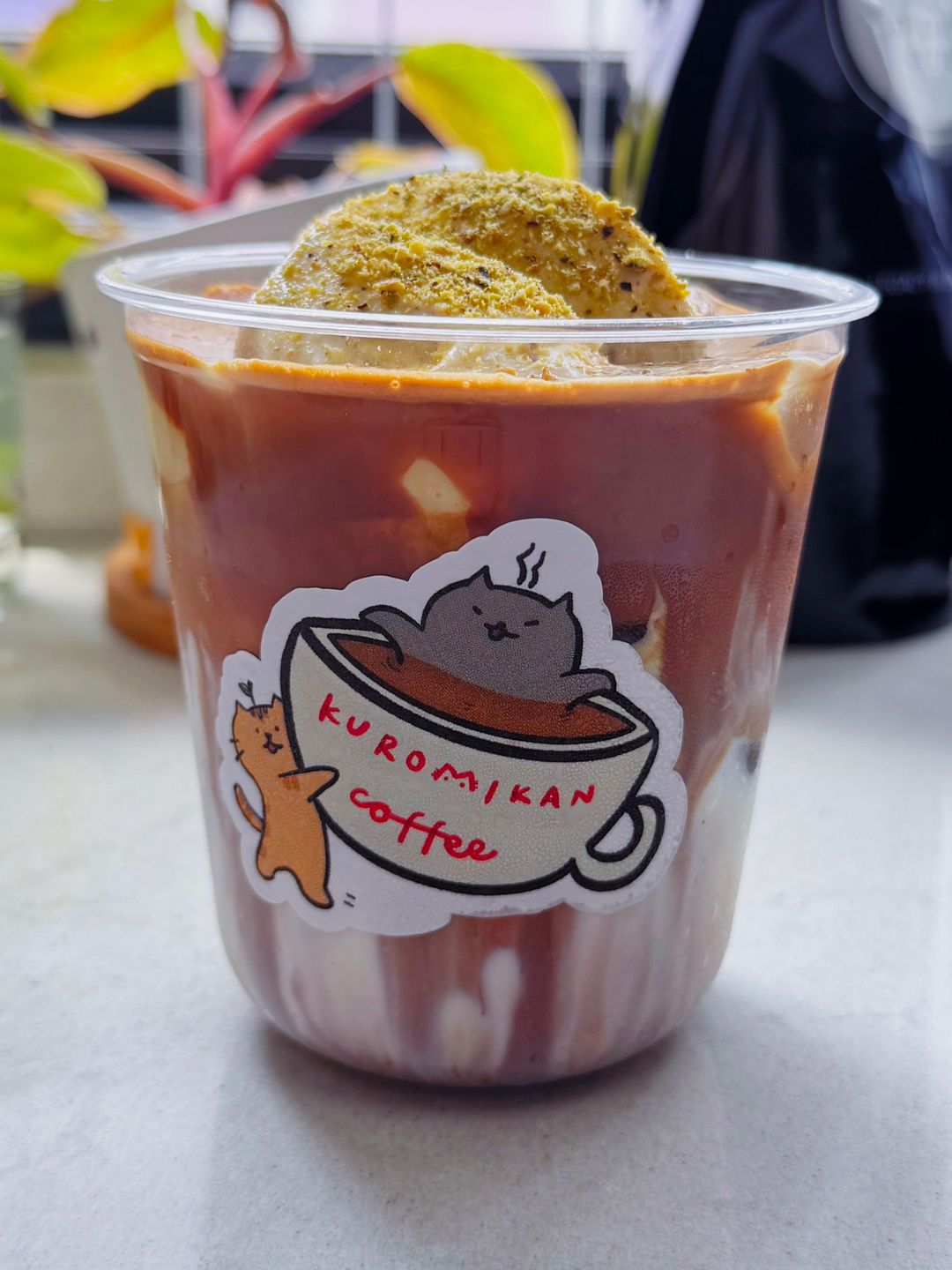 Pistachio Einspanner (Iced only)