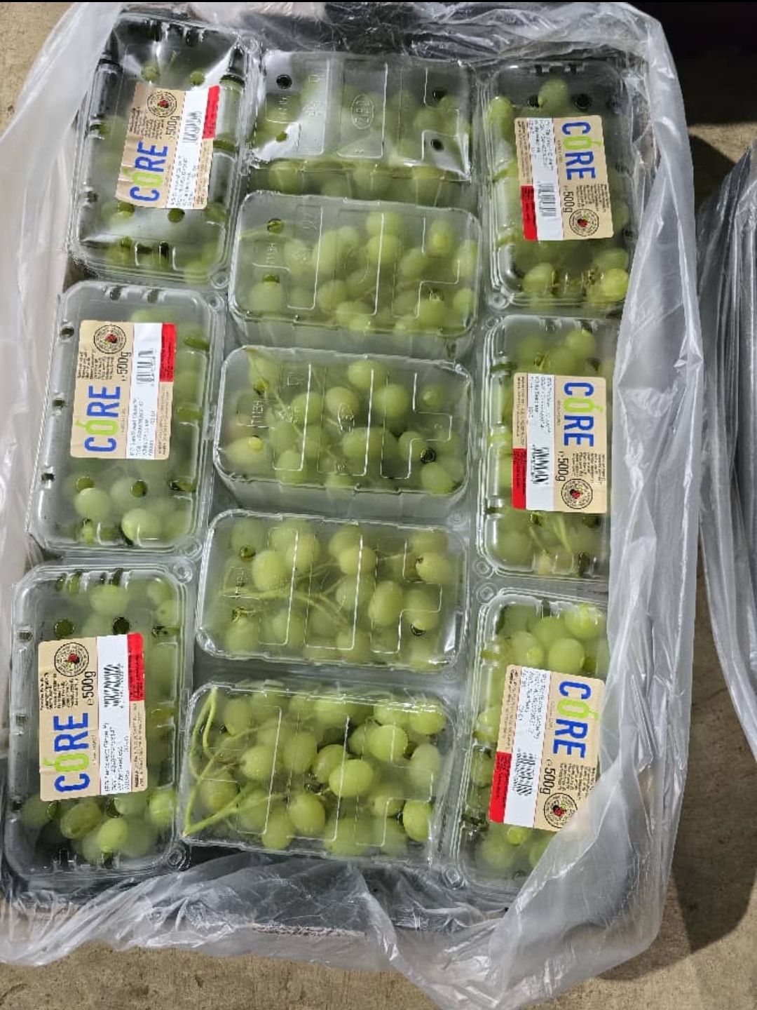 White seedless grapes 500 g