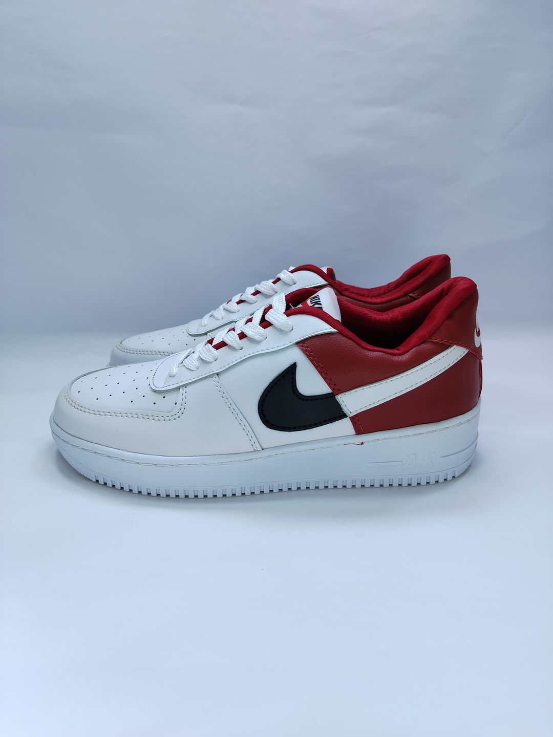 AF BLANCO CON ROJO