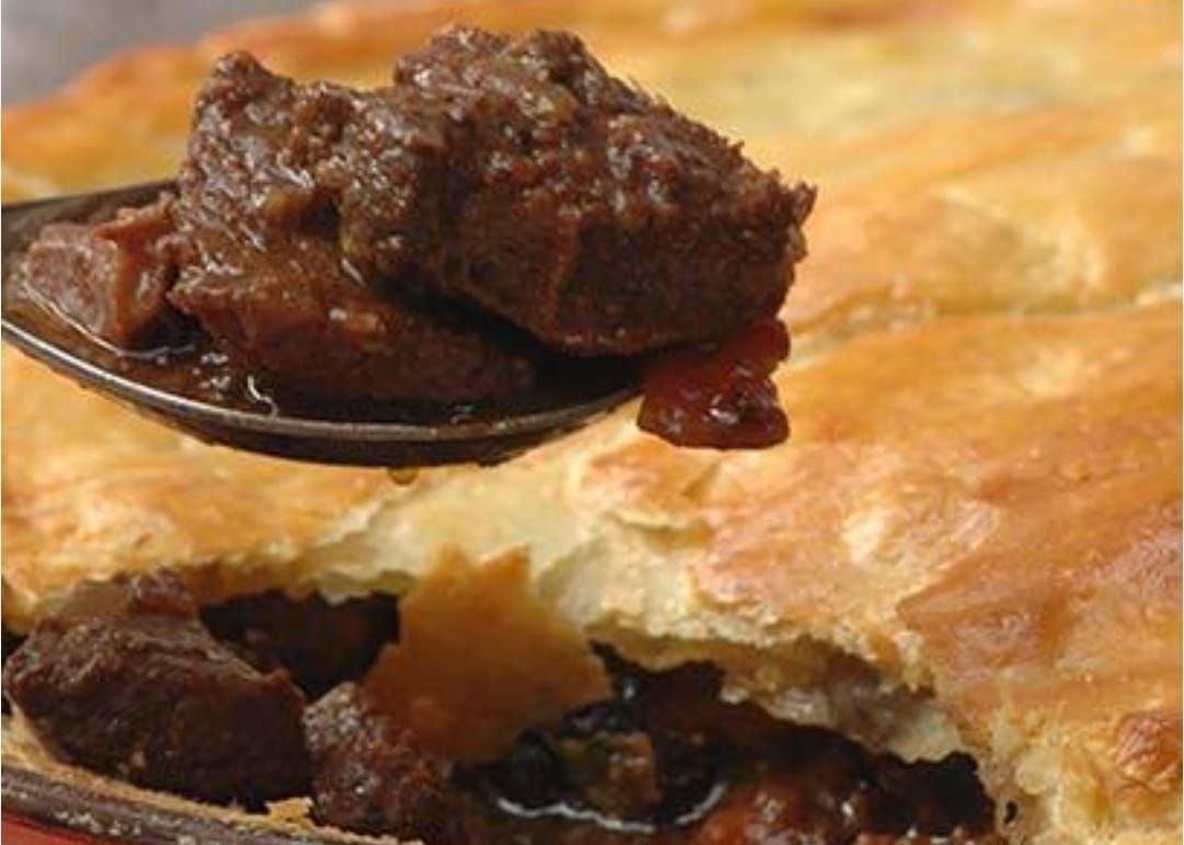 Venison pie large