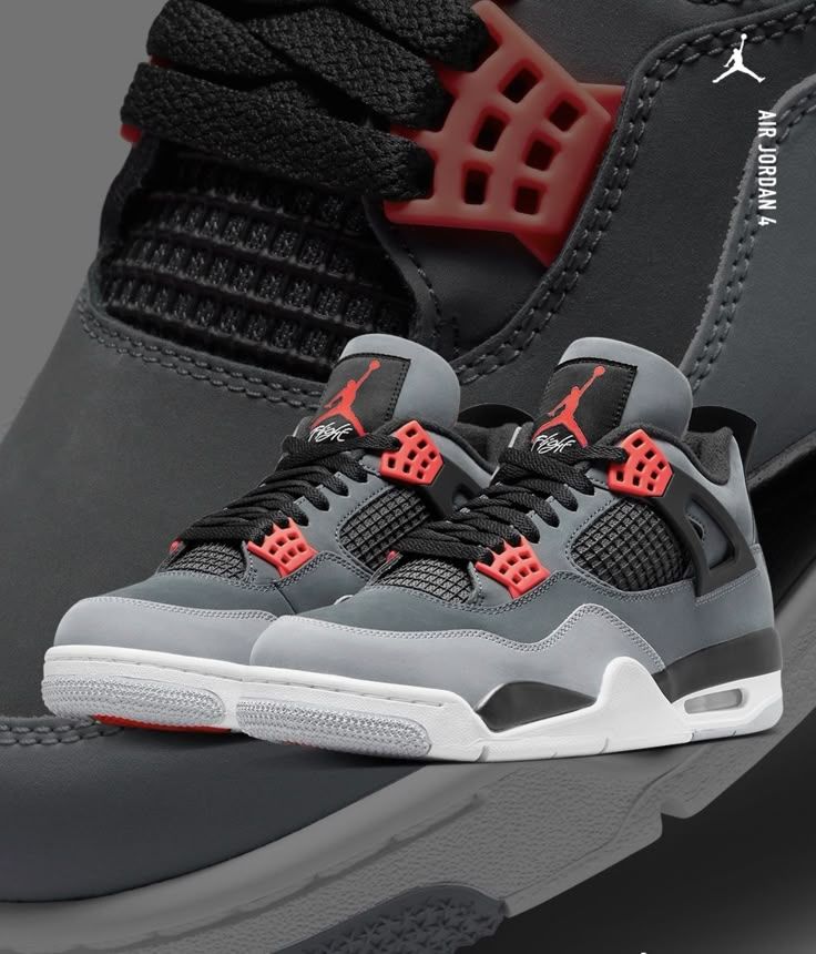 Jordan 4 - gray / black/ red